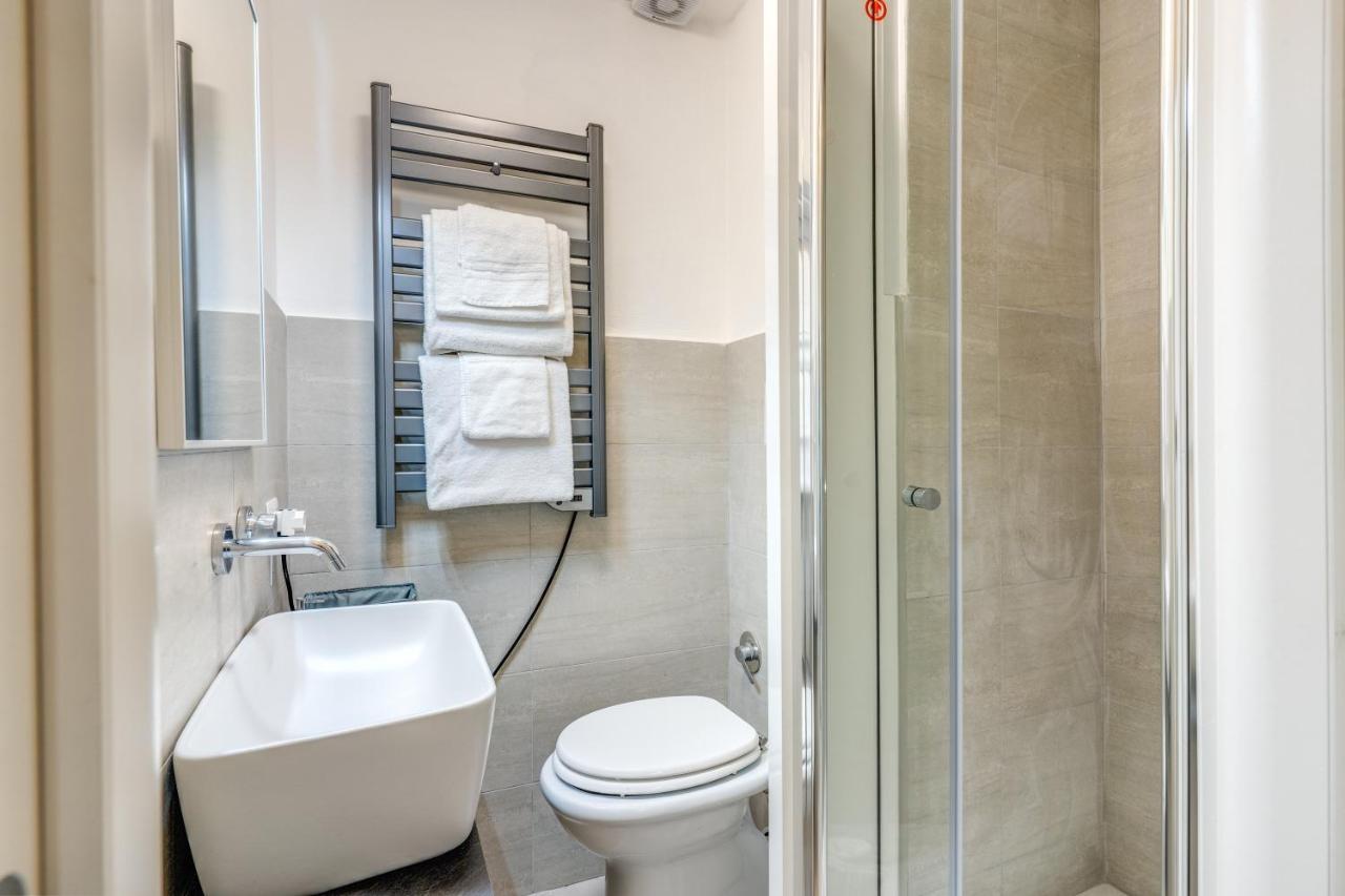 Studio Artis Piazza Di Spagna Рим Экстерьер фото